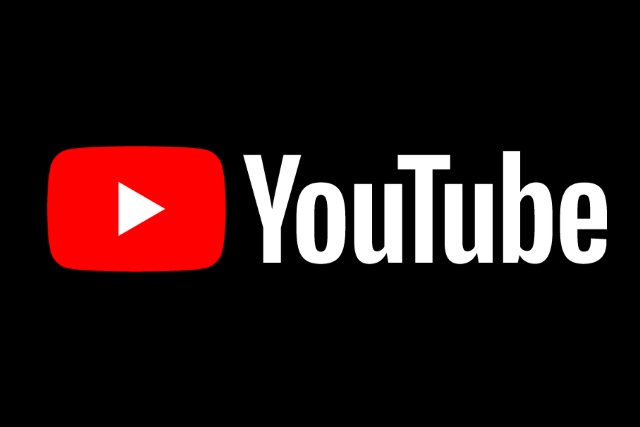 YouTube стал цензурировать теоретиков заговора.
