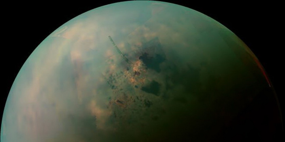 Сокристаллы из газа, на озёрах Титана.