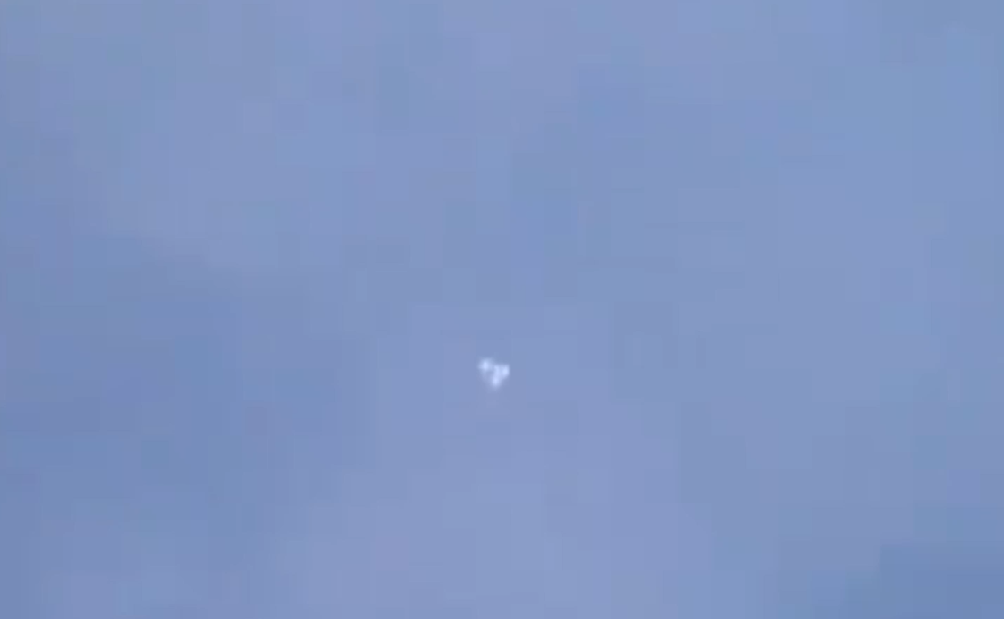 TR-3B в небе, попал на видео.