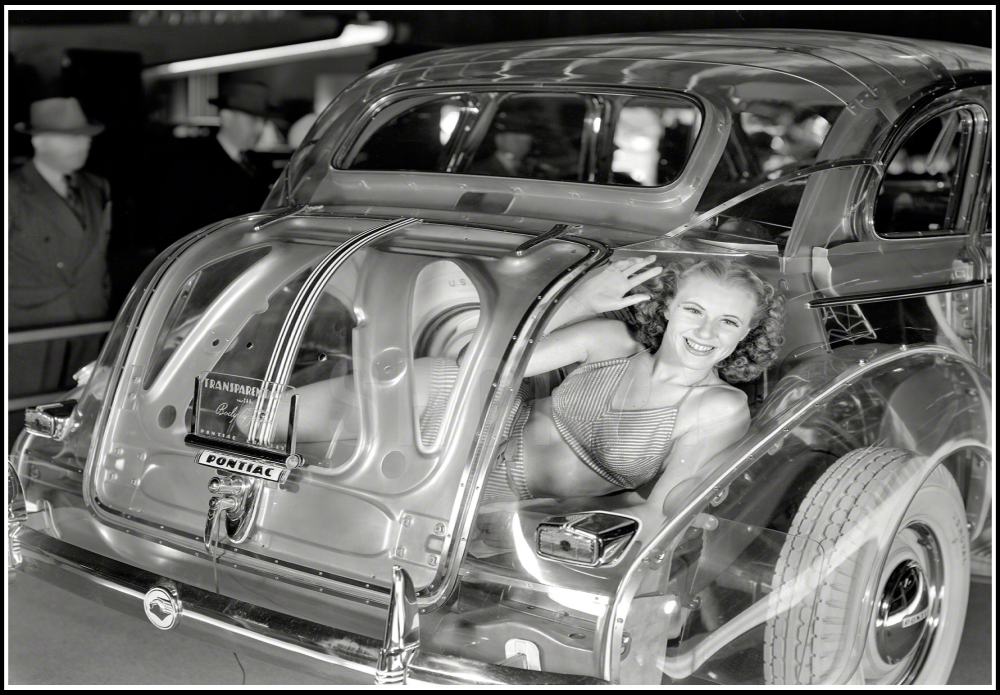 Прозрачный автомобиль: Pontiac Ghost Car (1939г)