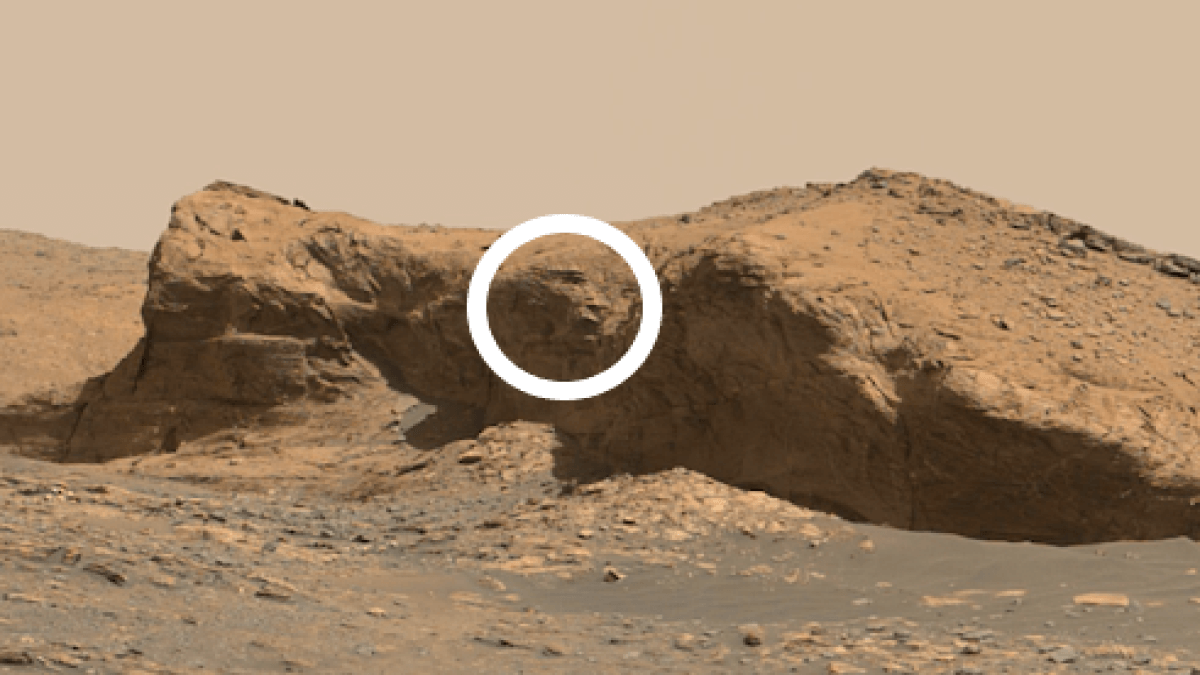 Новое лицо на Марсе - "Рашмор"