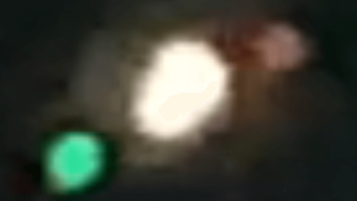 НЛО - пульсирующий шар с проблесковыми огнями