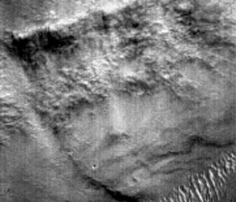 Коронованное лицо на Марсе
