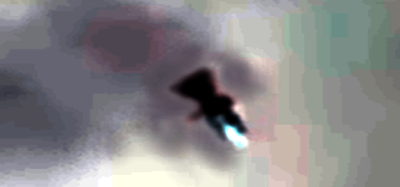 НЛО испускающий яркие вспышки света: ультраконтрастнй снимок