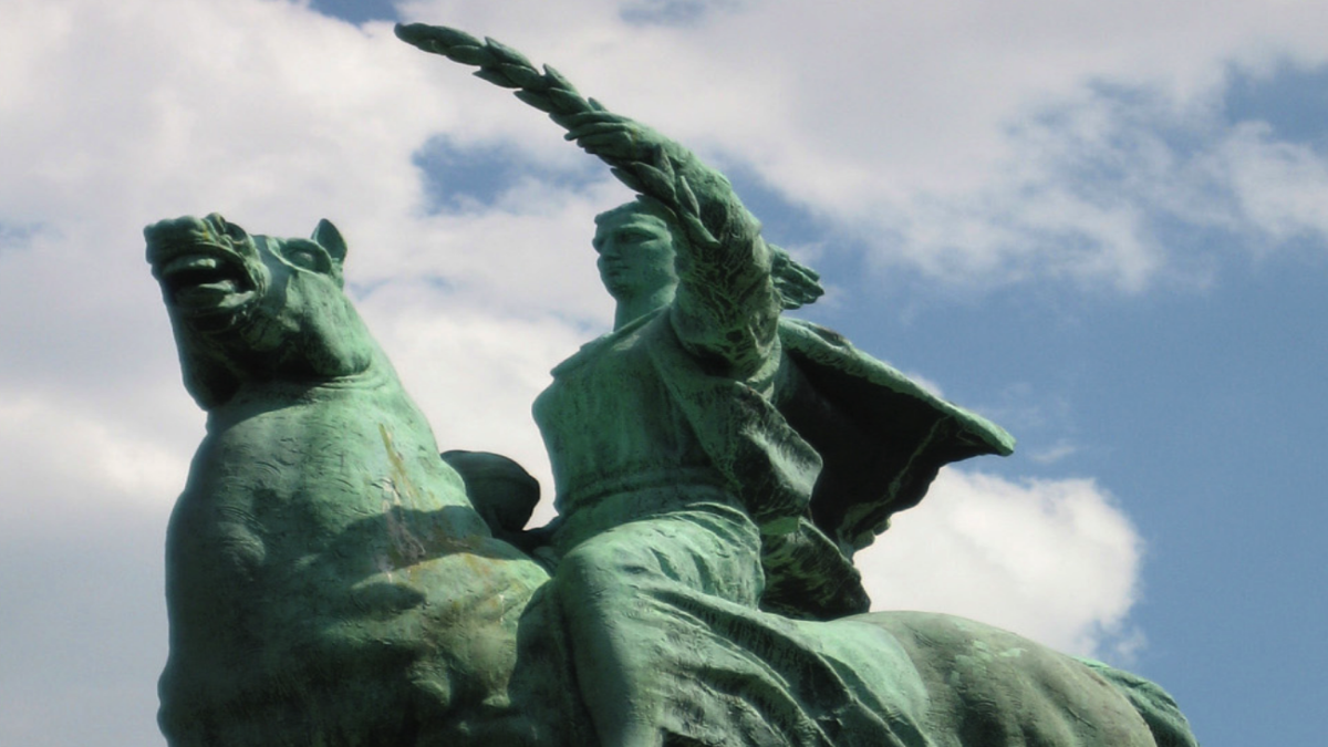 ООН: «Памятник мира» или "Посланник ада"?